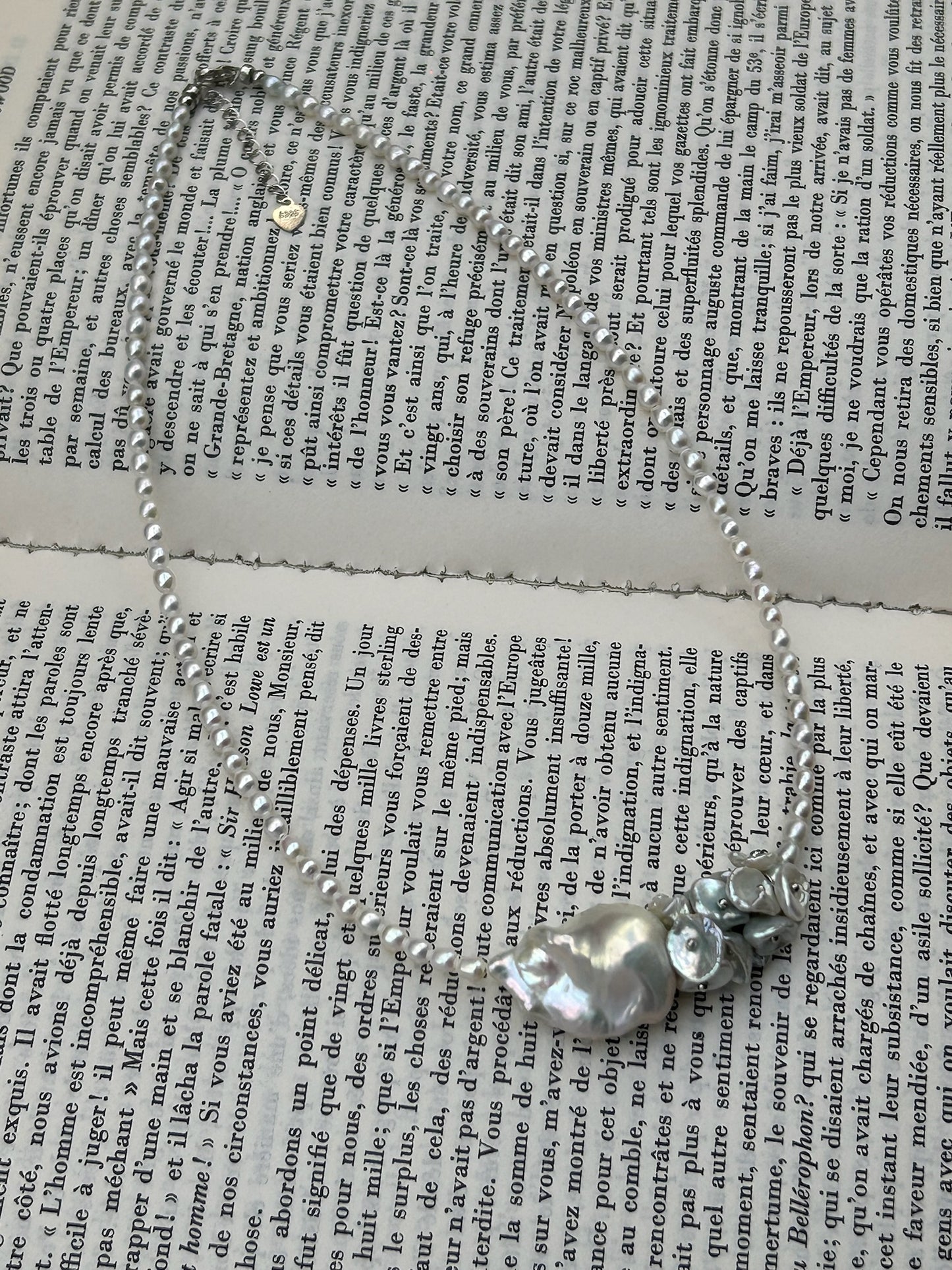 Pearl Obscura Necklace