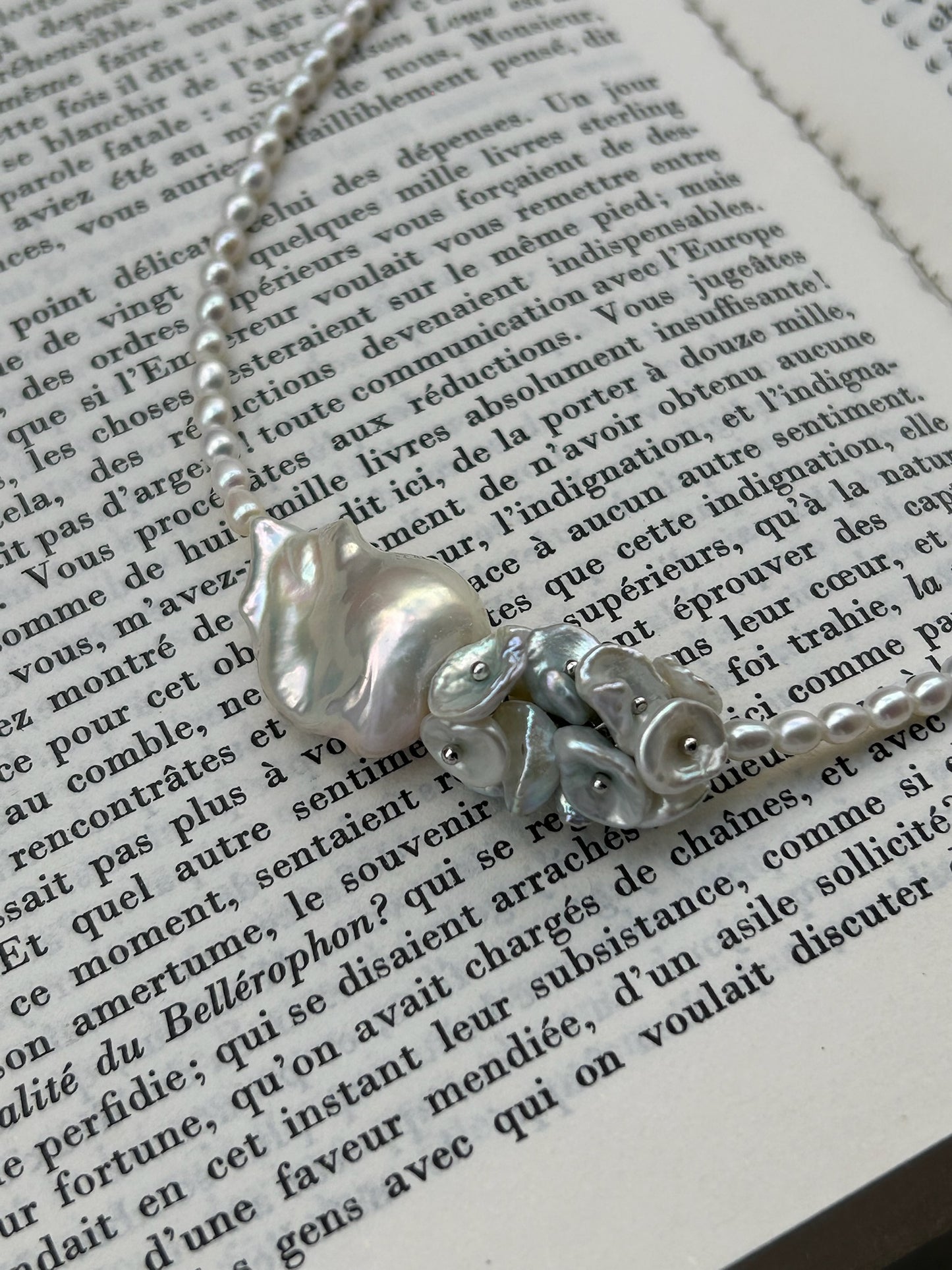 Pearl Obscura Necklace