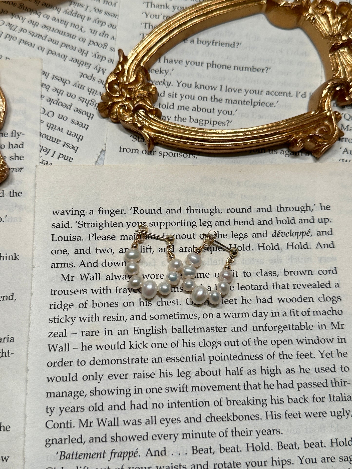 Serene Vintage Pearl Gold Earrings