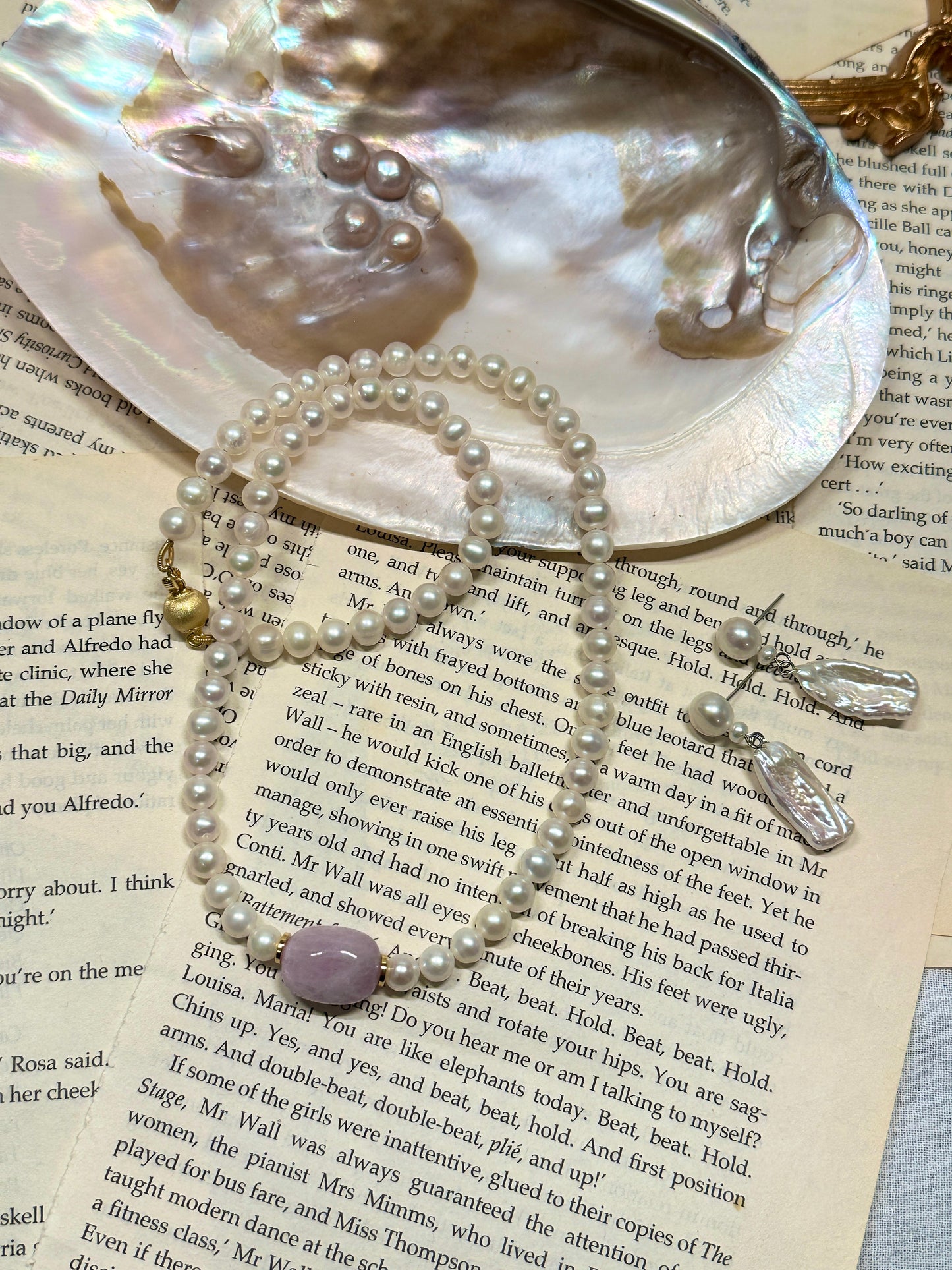 Enchanting Amethyst Pearl Necklace
