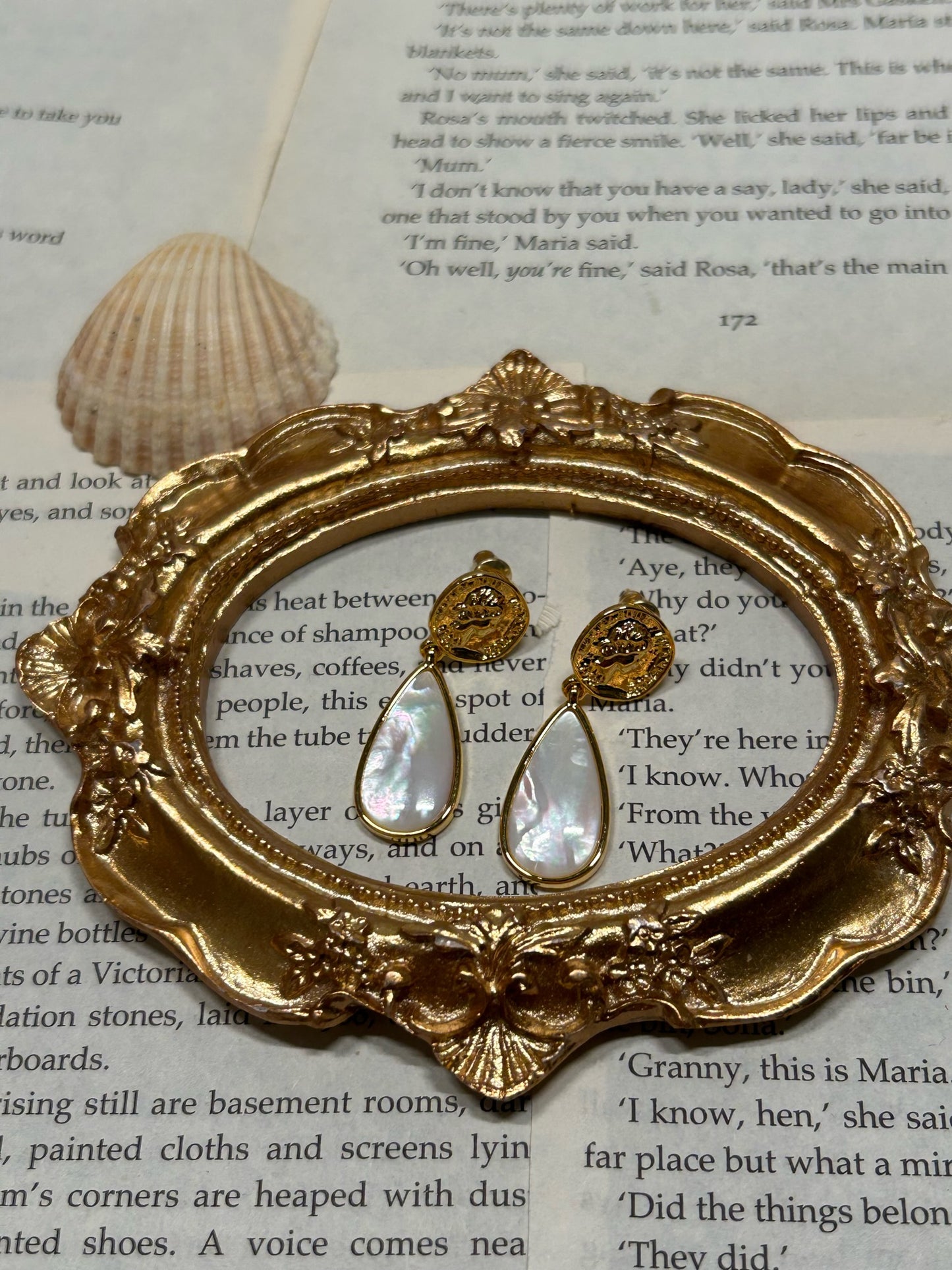 Vintage Teardrop Shell Earrings
