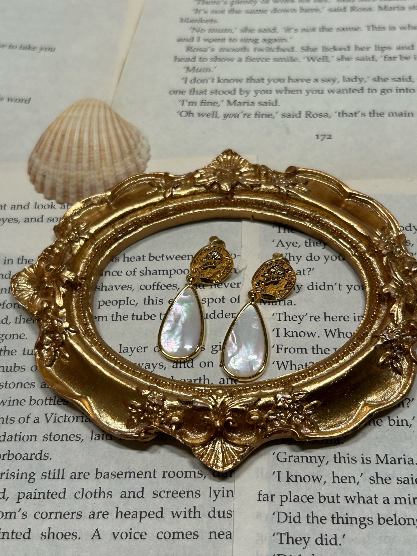 Vintage Teardrop Shell Earrings