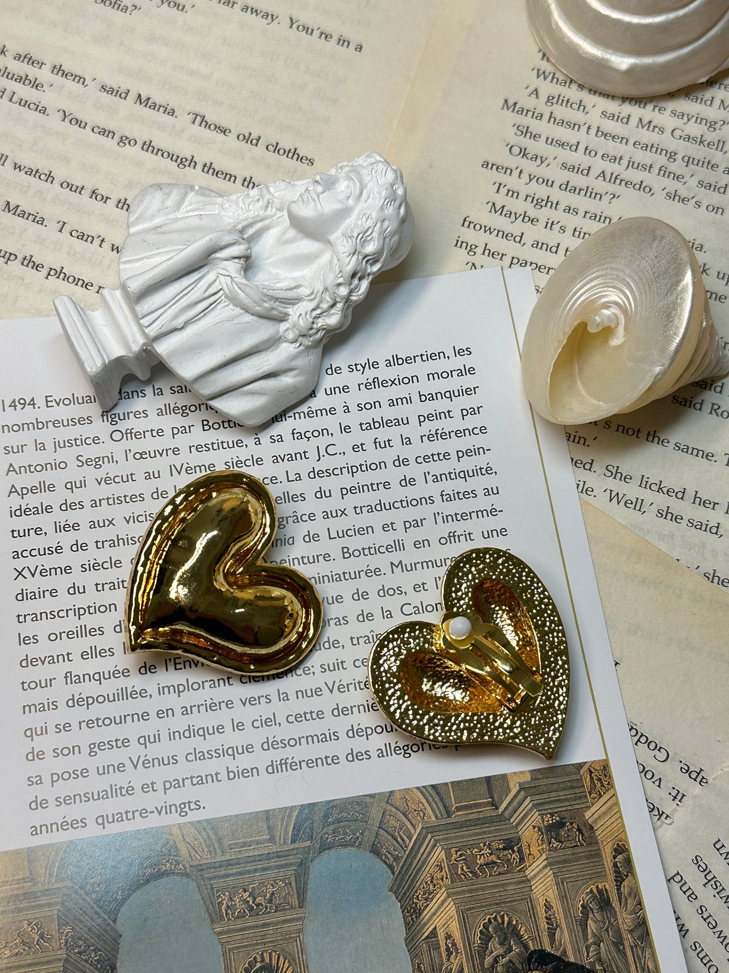 Opulent Heart-Shaped Retro Ear Clips