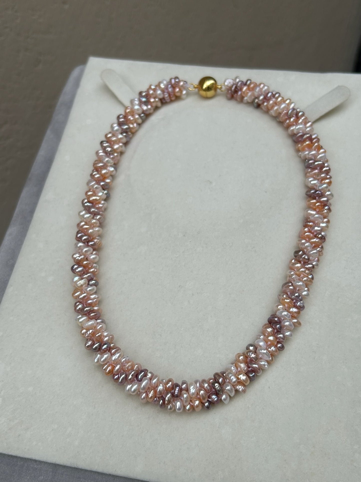Iridesca Necklace
