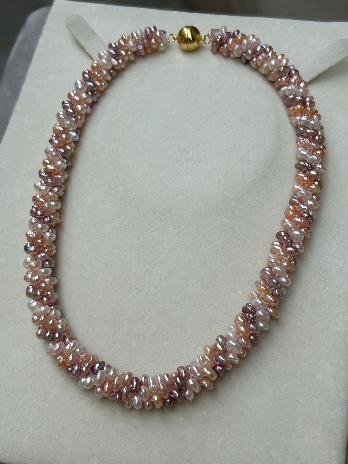 Iridesca Necklace