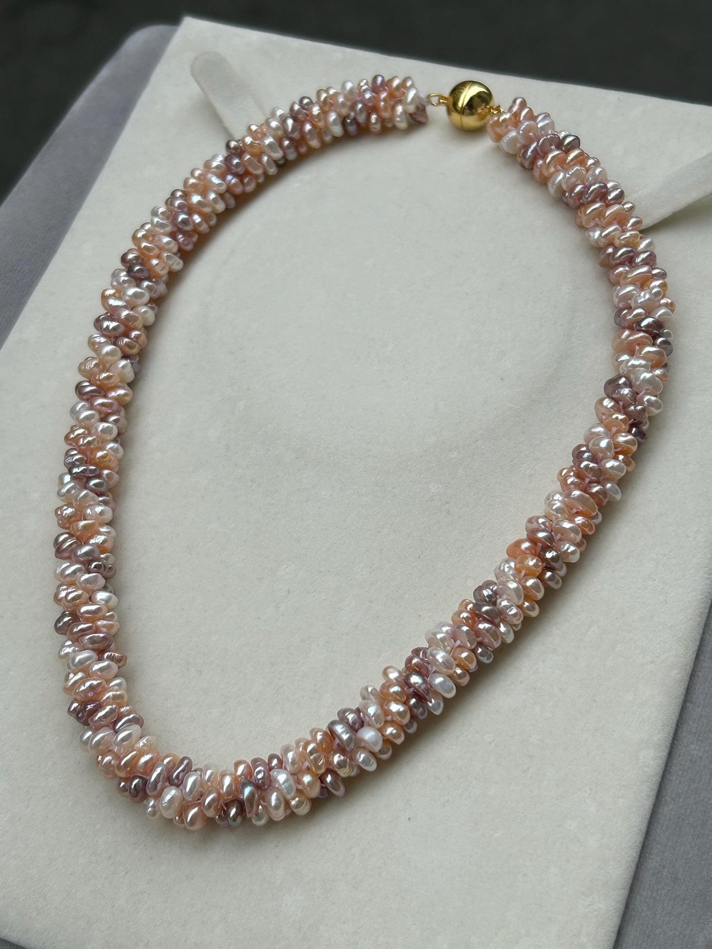 Iridesca Necklace
