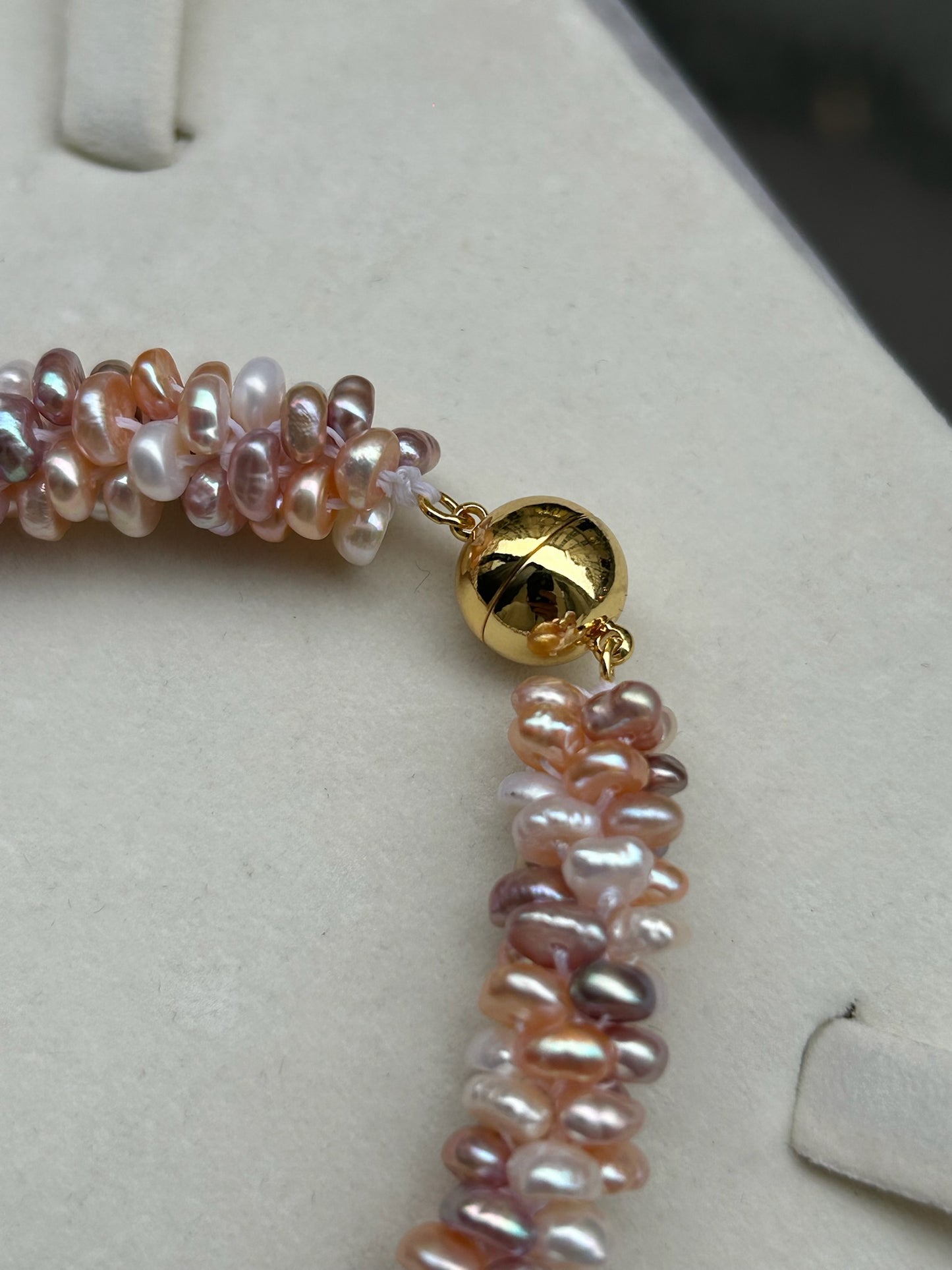 Iridesca Necklace