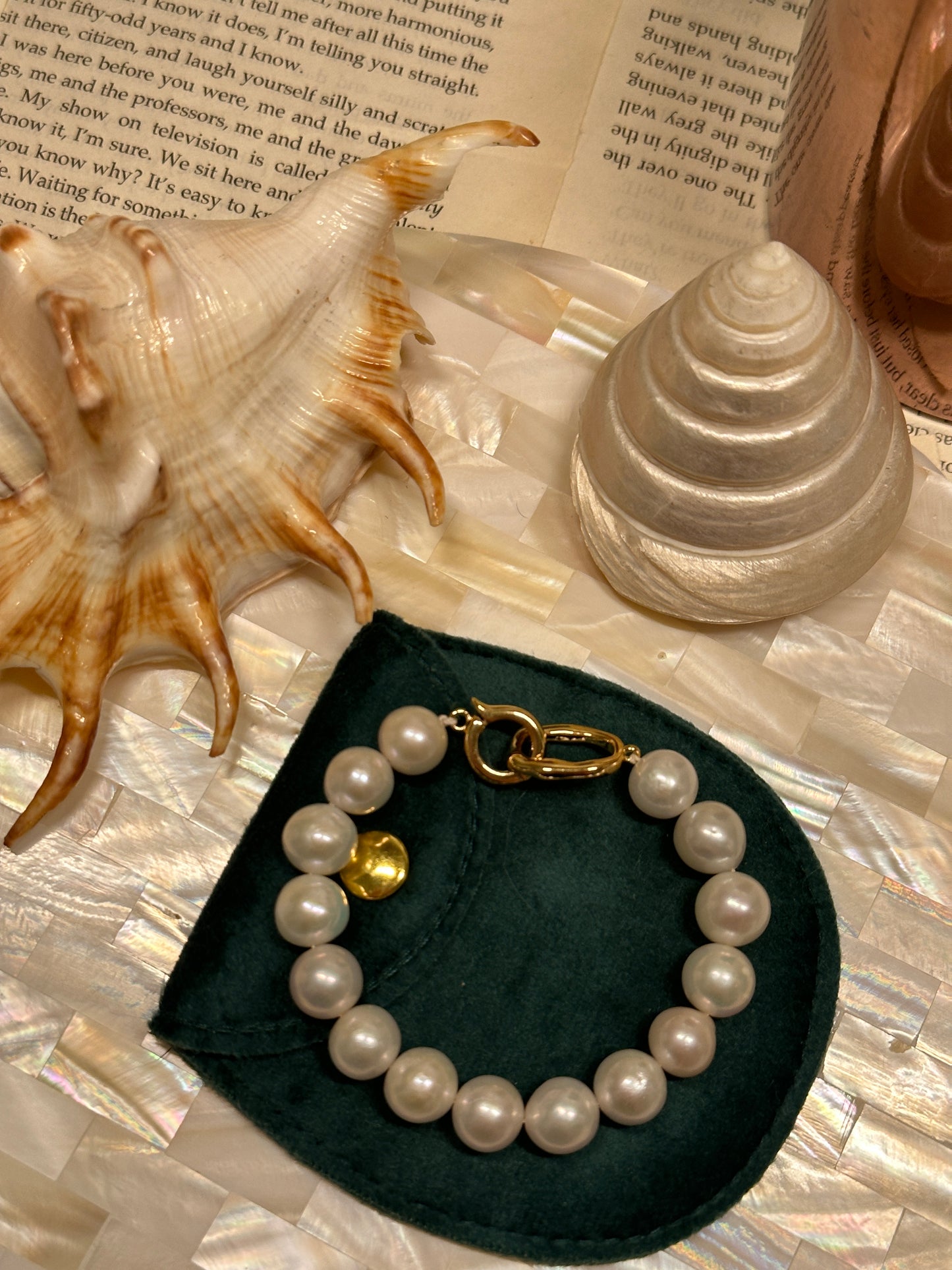 Satin Glow Baroque Pearl Bracelet (9-10mm)