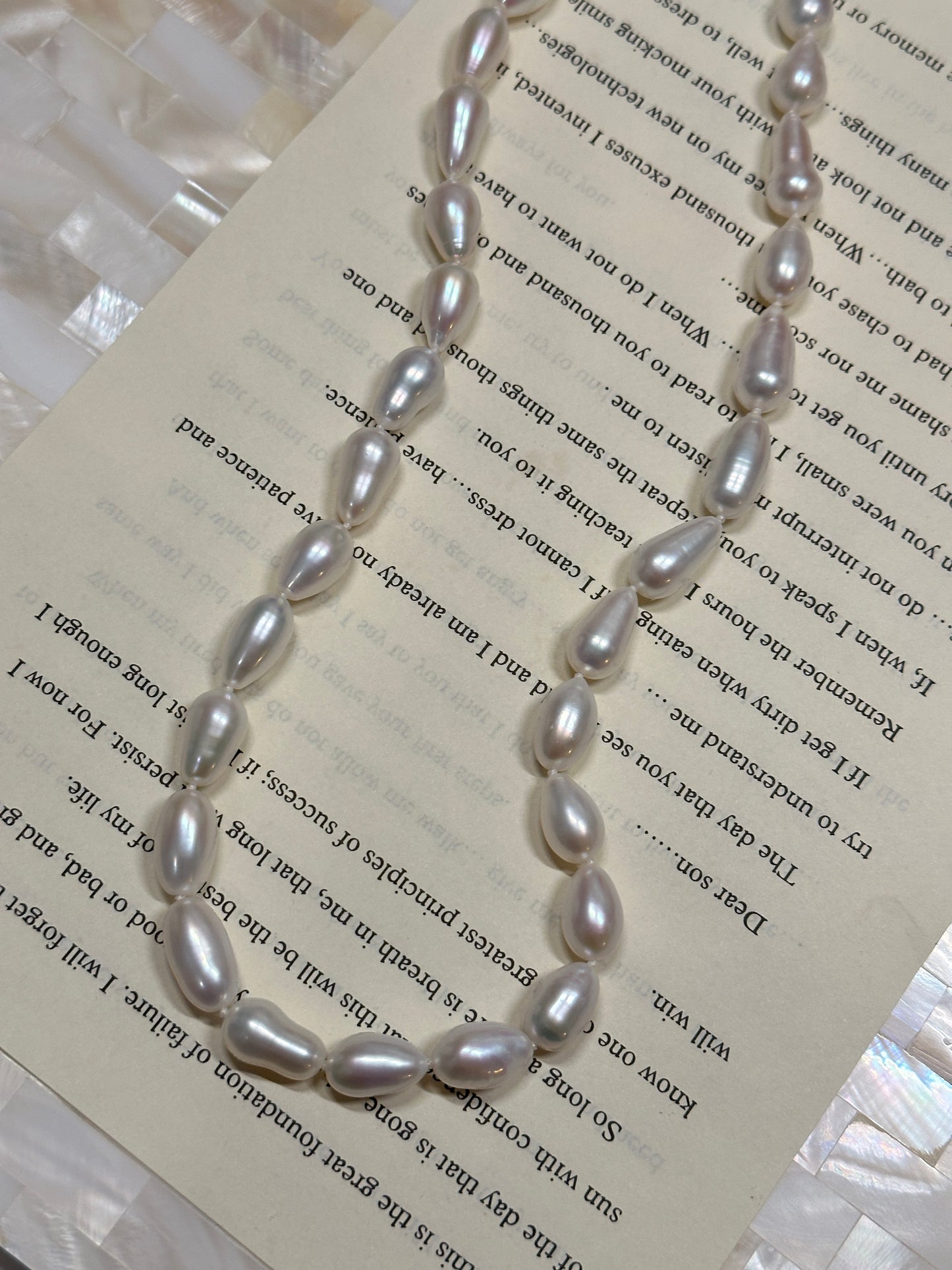 Satin Teardrop Baroque Pearl Necklace 7-8mm