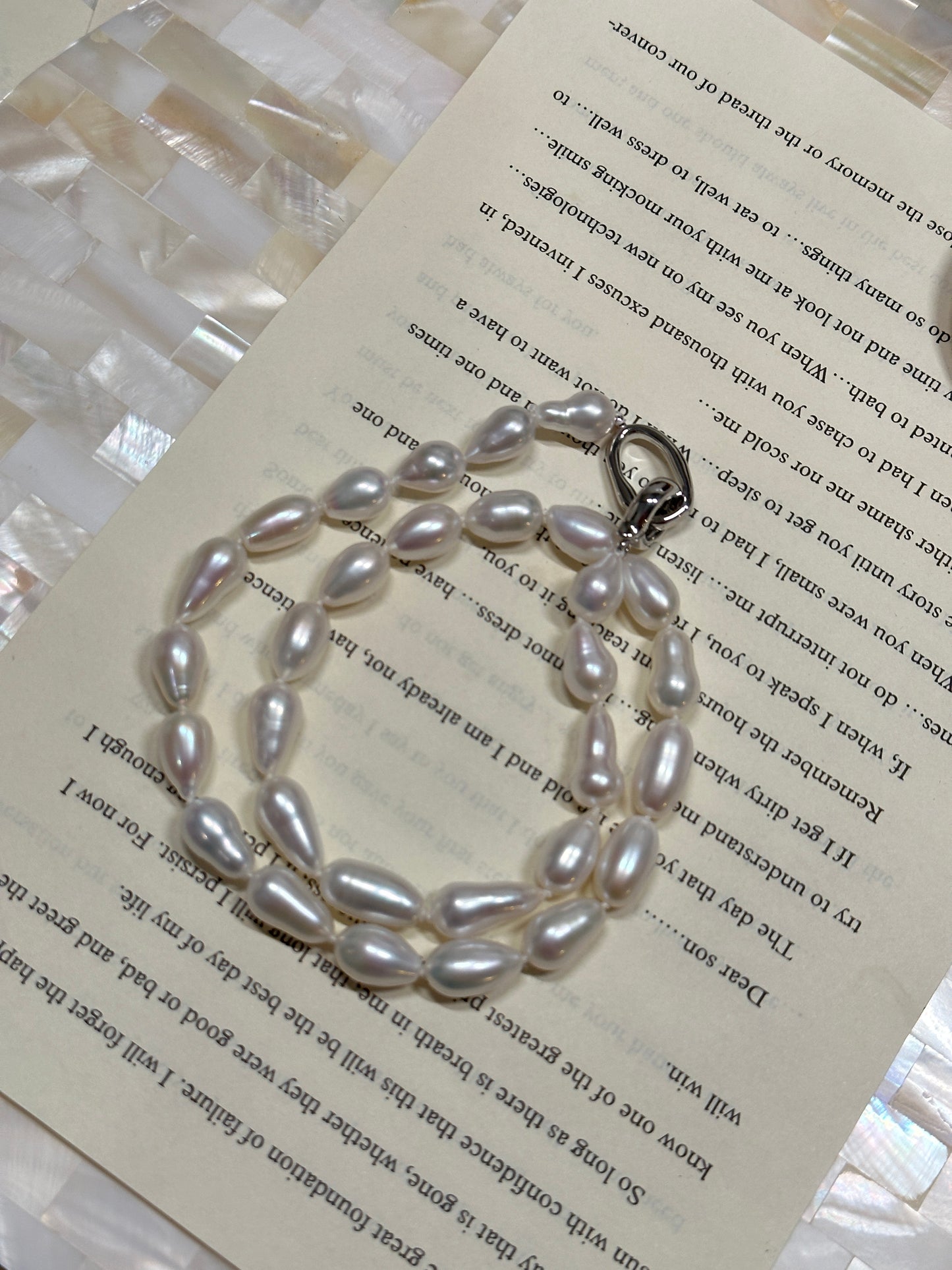 Satin Teardrop Baroque Pearl Necklace 7-8mm