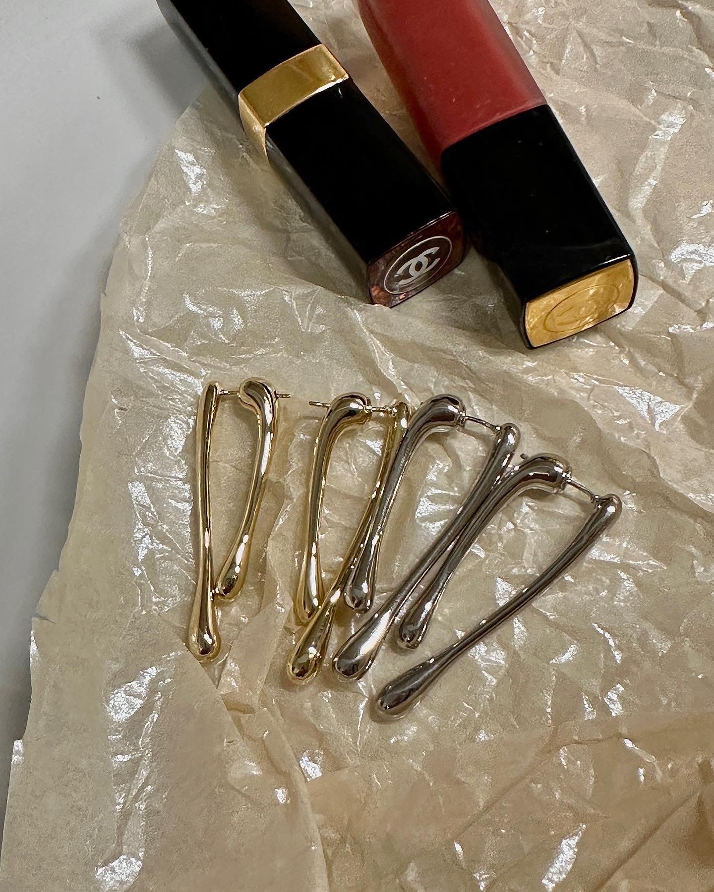 Boucles d'oreilles larme en métal raffiné