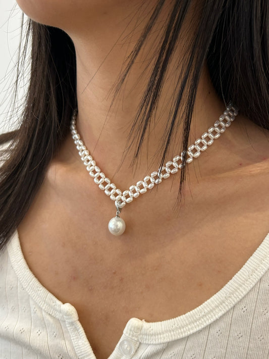 Nocturne Pearl Necklace