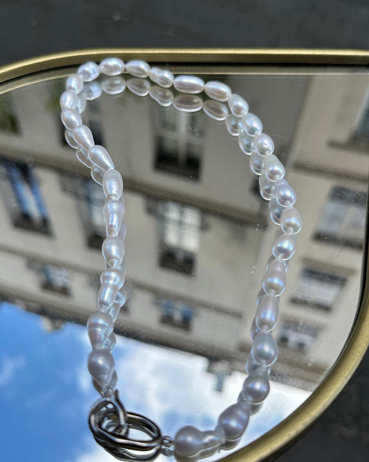 Satin Teardrop Baroque Pearl Necklace 7-8mm