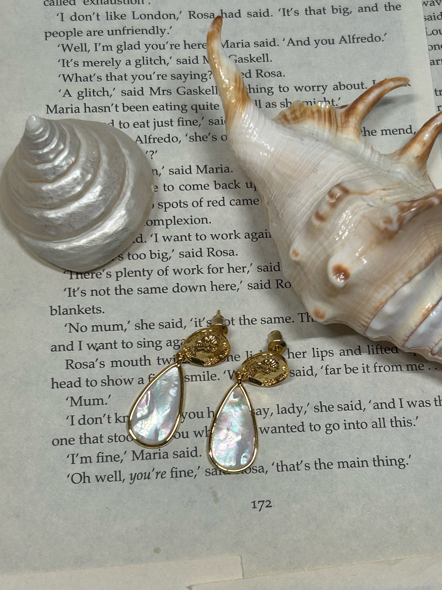 Vintage Teardrop Shell Earrings