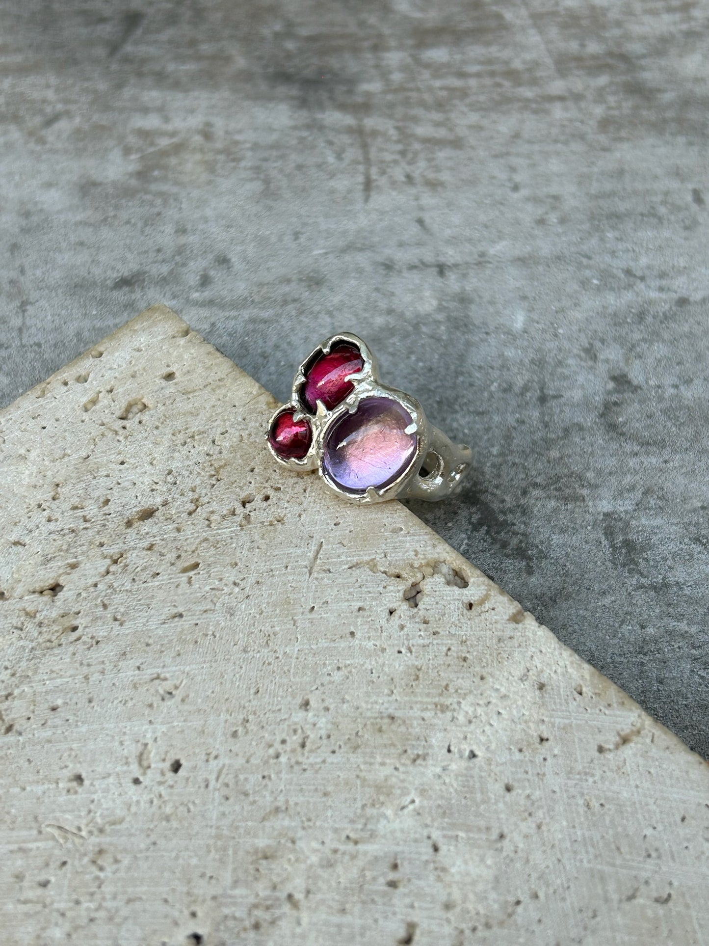 Amoria Ring