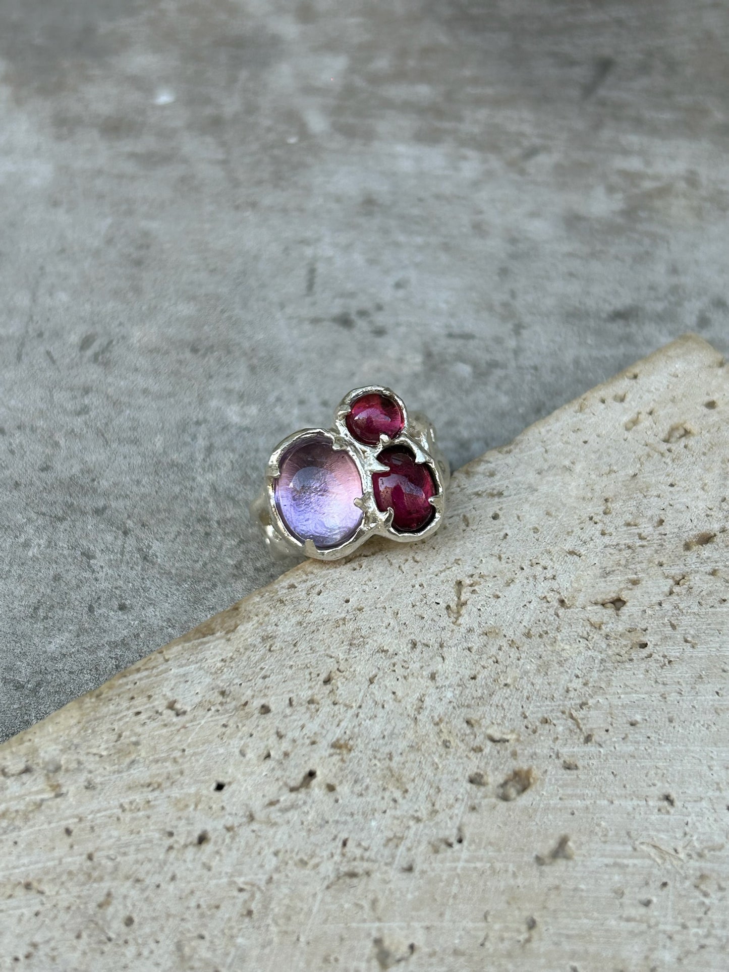 Amoria Ring
