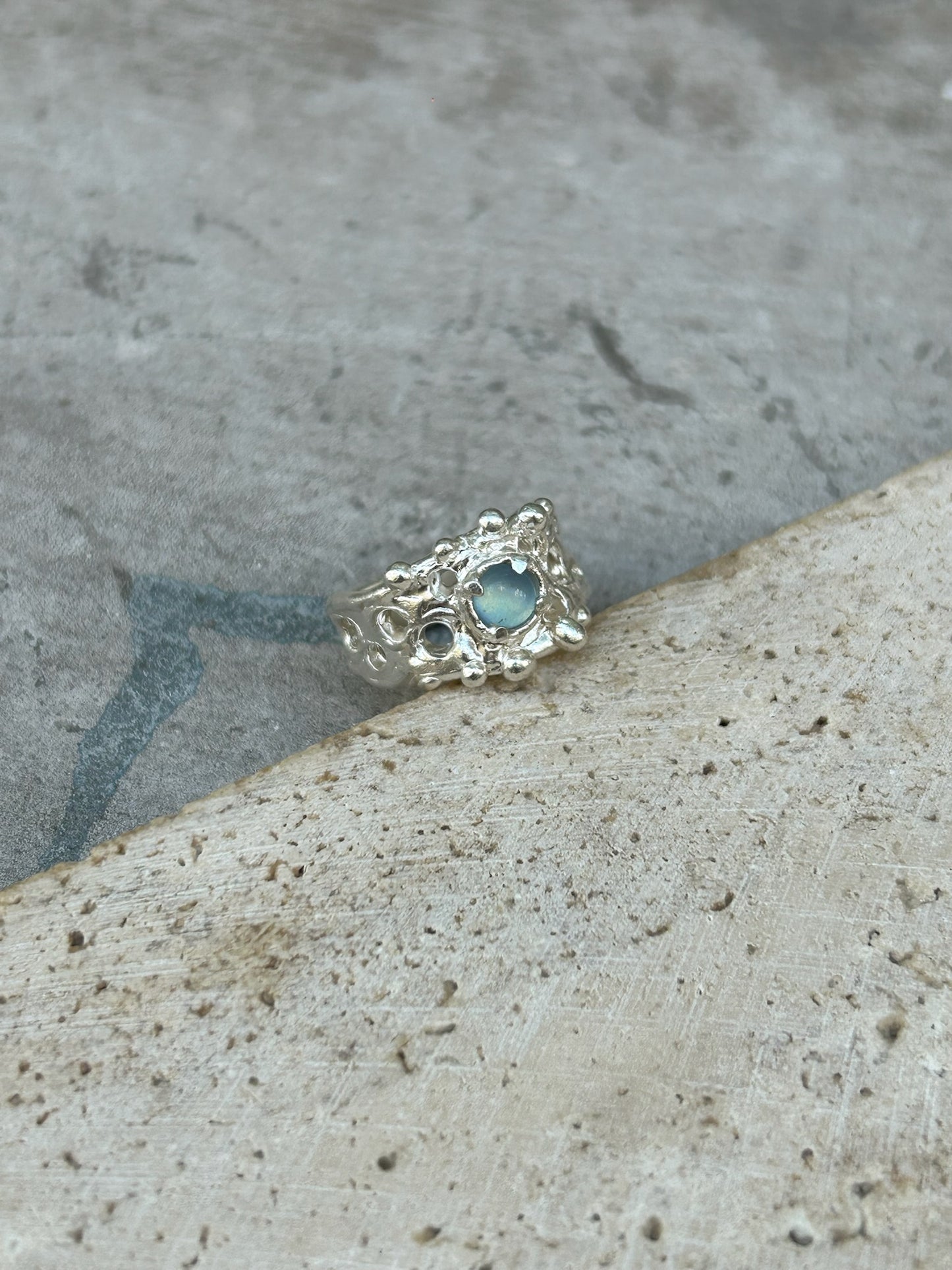 Aqualis Ring