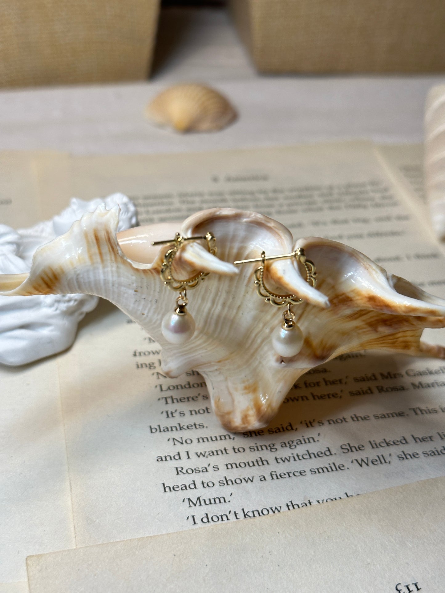 Lace Pearl Earrings