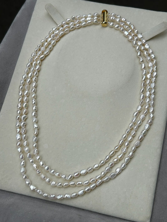 Trilunea Necklace