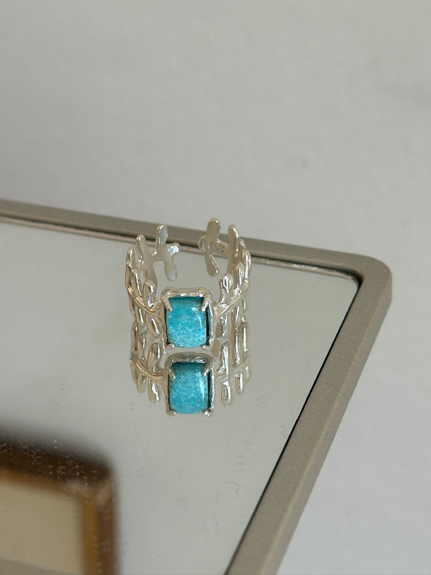 Thalora Ring