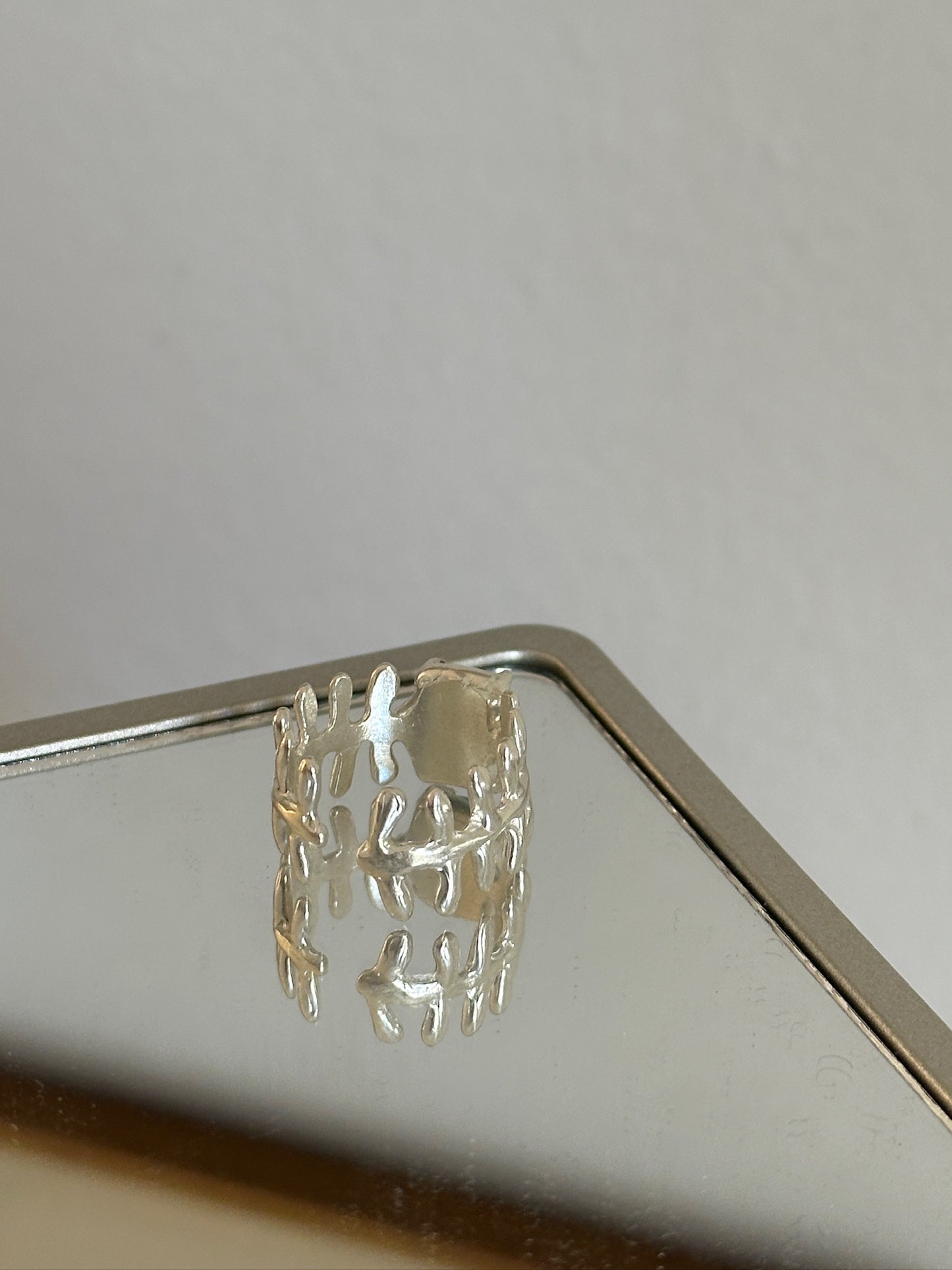Thalora Ring