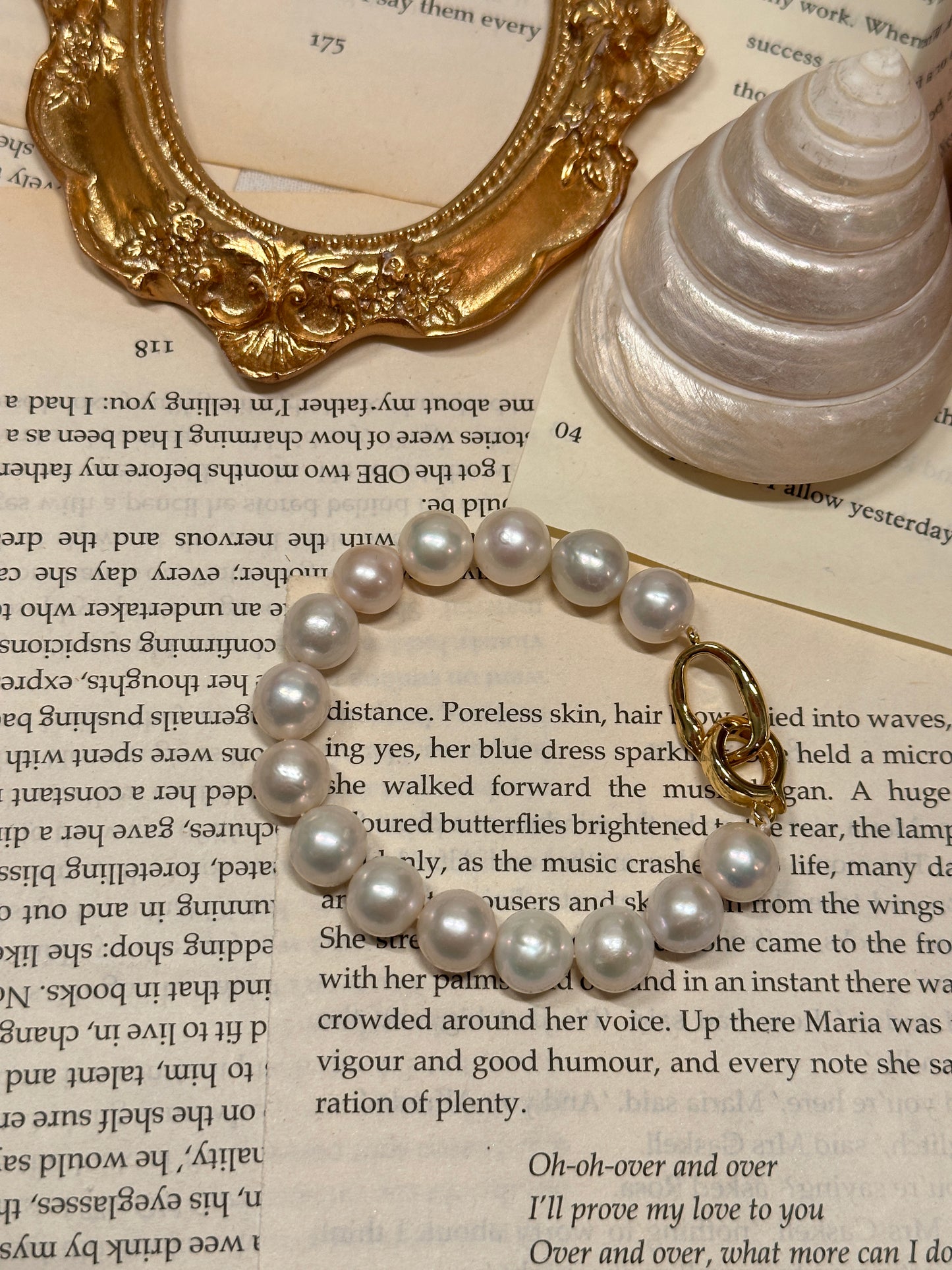 Satin Glow Baroque Pearl Bracelet （9-10mm）