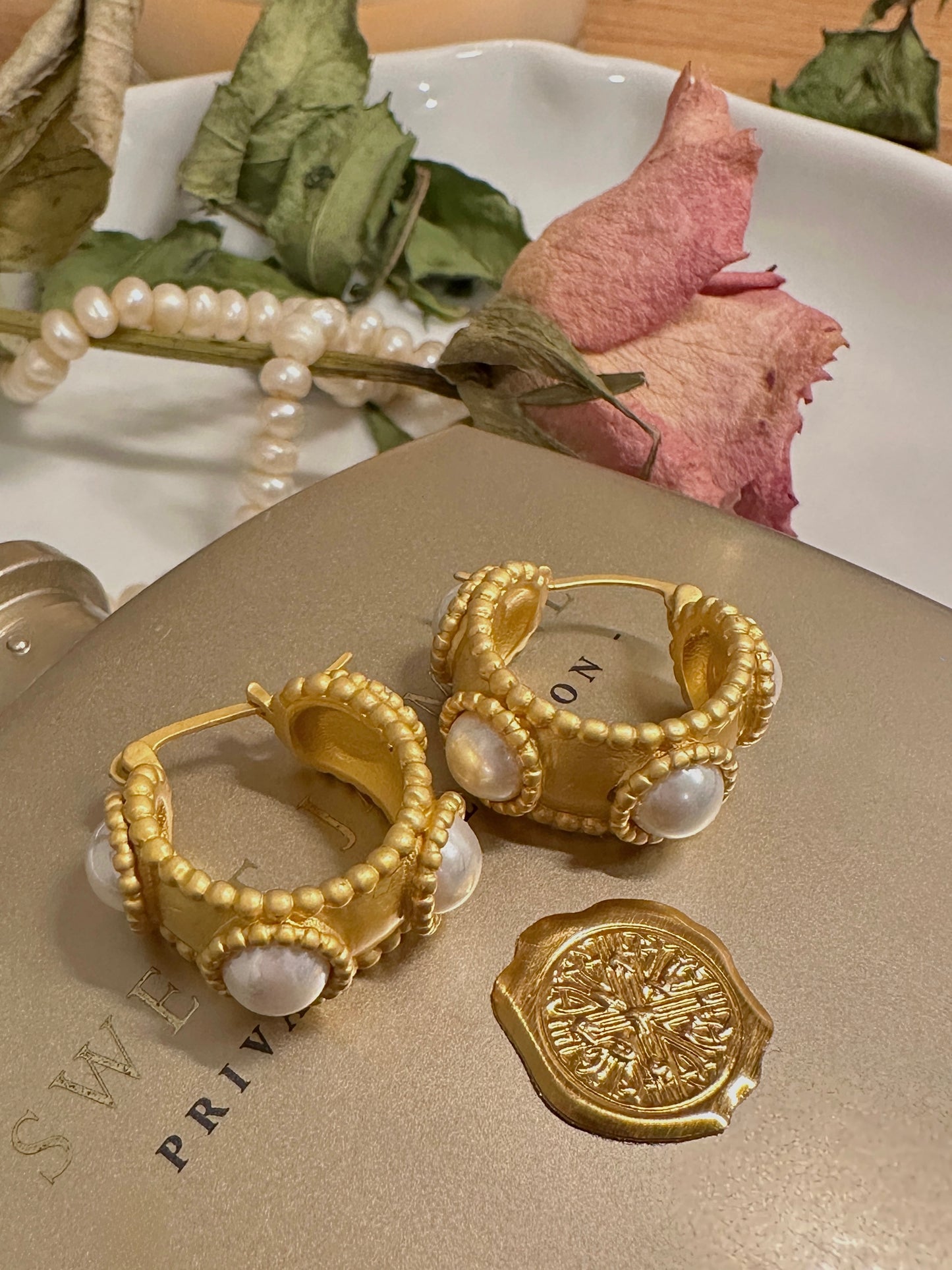 法式复古黄铜珍珠耳环