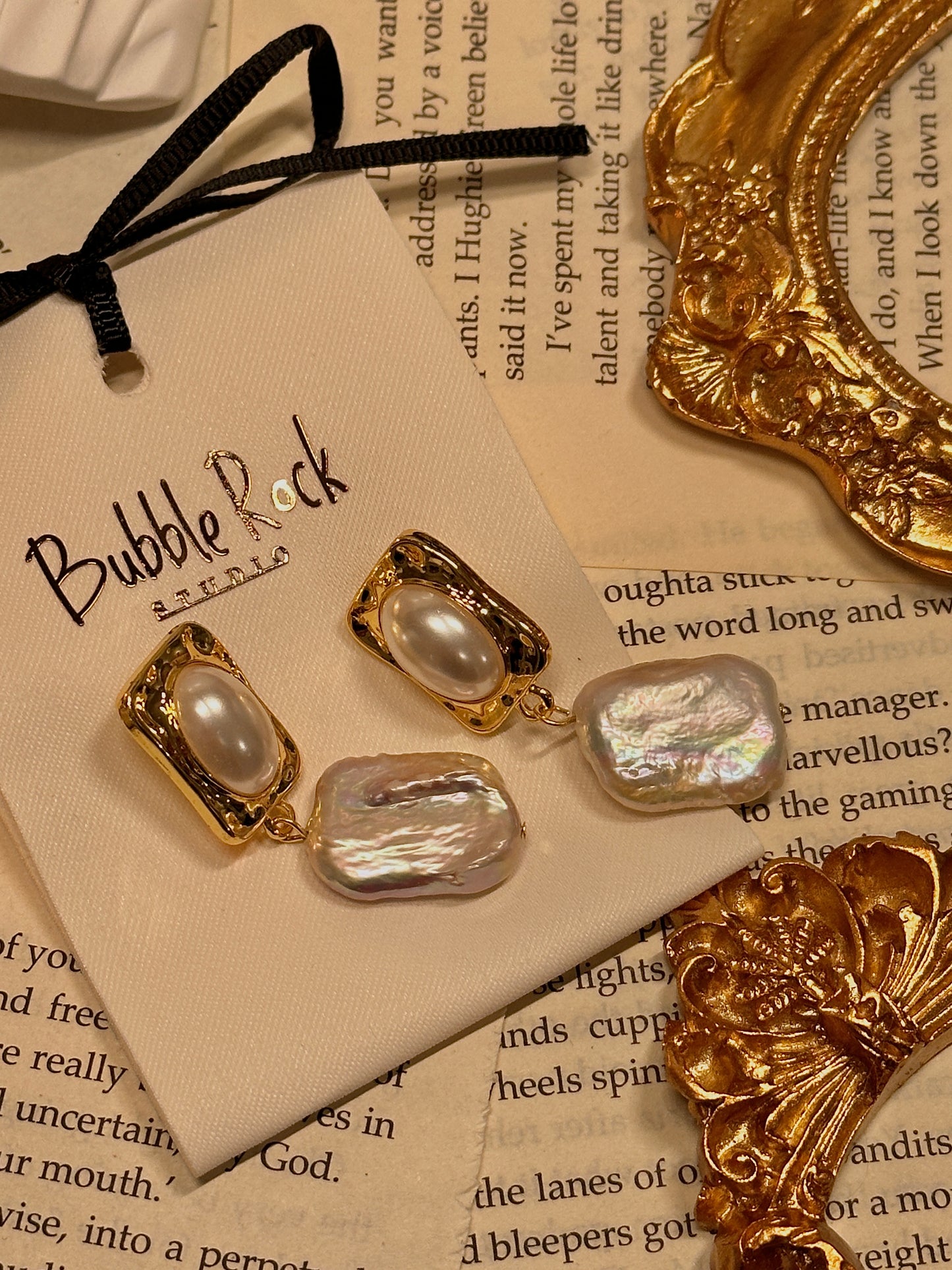 Boucles d'oreilles en perles baroques naturelles de haute qualité