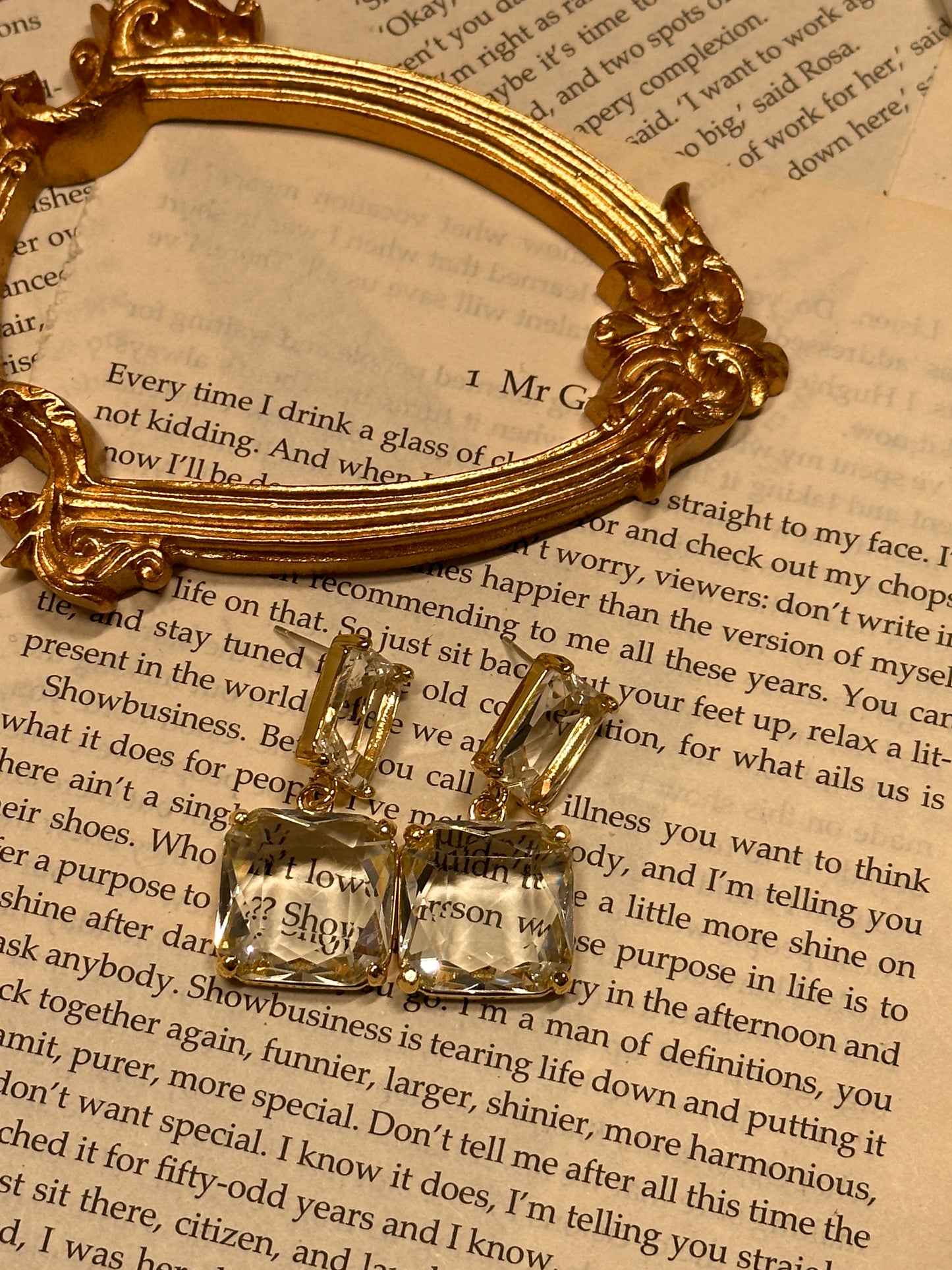 Boucles d'oreilles en lucite