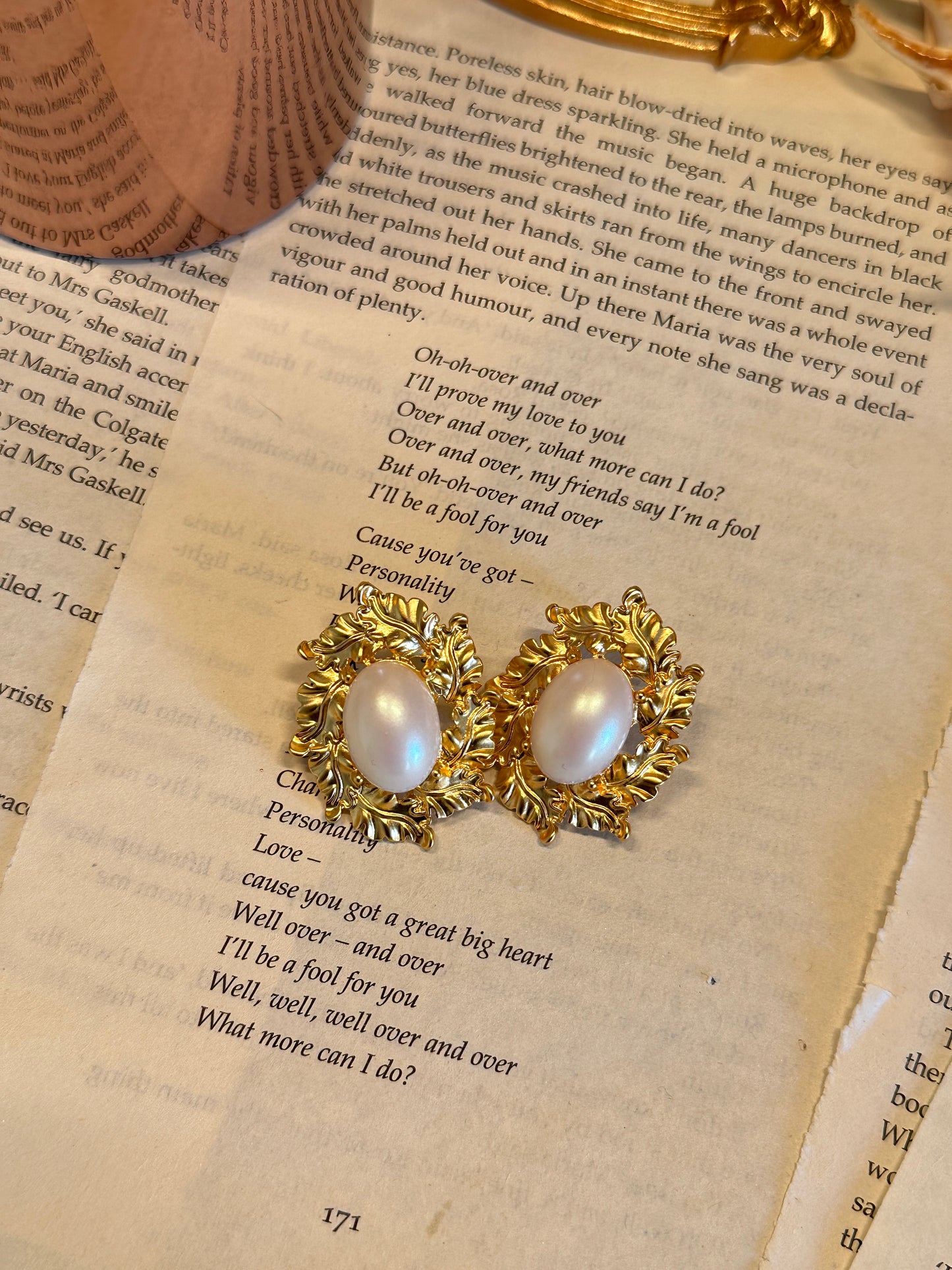 Vintage Style Gold Leaf Pearl Earrings