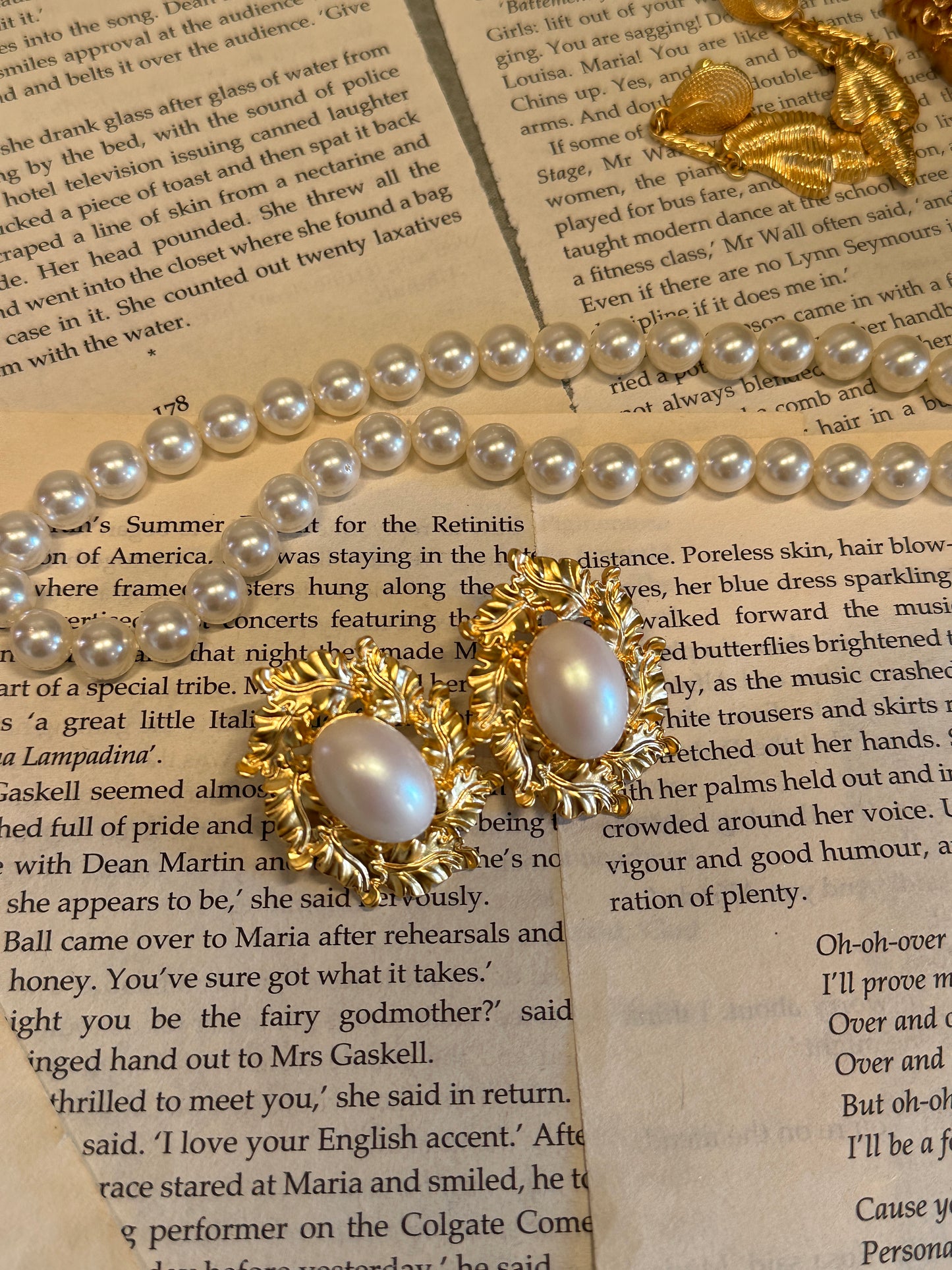 Vintage Style Gold Leaf Pearl Earrings